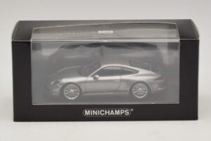 Porsche 911 991.1 R Sølv Minichamps 1:43 410066224 Metal — billede 5 af 5