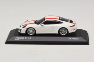 Porsche 911 991.1 R Hvid Med Røde Striber Minichamps 1:43 410066220 Metal — billede 2 af 6