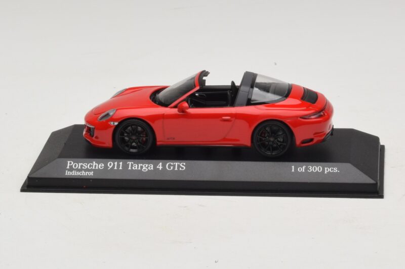 Porsche 911 991.1 Targa 4 GTS Rød Minichamps 1:43 410067340 Metal