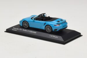 Porsche 911 991.1 Turbo S Cabriolet Blå Minichamps 1:43 410067182 Metal — billede 3 af 5