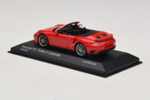 Porsche 911 991.1 Turbo S Cabriolet Rød Minichamps 1:43 410067180 Metal — billede 3 af 5