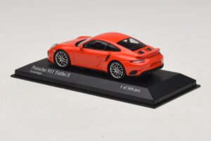 Porsche 911 991.1 Turbo S Orange Minichamps 1:43 410067171 Metal — billede 3 af 5