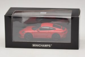 Porsche 911 991.2 Carrera 4 GTS Rød Minichamps 1:43 410067320 Metal — billede 5 af 5