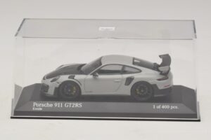 Porsche 911 991.2 GT2 RS Chalk Minichamps 1:43 410067237 Metal — billede 4 af 5