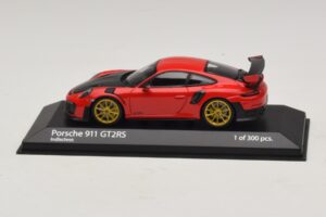 Porsche 911 991.2 GT2 RS Rød Minichamps 1:43 410067227 Metal