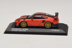 Porsche 911 991.2 GT2 RS Weissach Package Orange Minichamps 1:43 410067224 Metal
