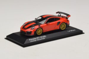 Porsche 911 991.2 GT2 RS Weissach Package Orange Minichamps 1:43 410067224 Metal — billede 2 af 5