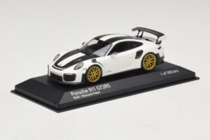 Porsche 911 991.2 GT2 RS Weissach Package Hvid Minichamps 1:43 410067222 Metal — billede 2 af 5