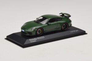 Porsche 911 991.2 GT3 Grøn Minichamps 1:43 410066028 Metal — billede 2 af 5