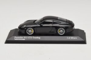 Porsche 911 991.2 GT3 Touring Sort Metallic Minichamps 1:43 410067424 Metal