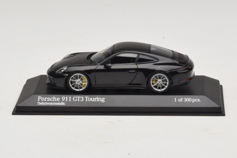 Porsche 911 991.2 GT3 Touring Sort Metallic Minichamps 1:43 410067424 Metal