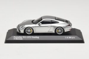 Porsche 911 991.2 GT3 Touring Sølv Minichamps 1:43 410067422 Metal