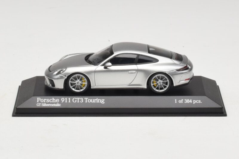 Porsche 911 991.2 GT3 Touring Sølv Minichamps 1:43 410067422 Metal