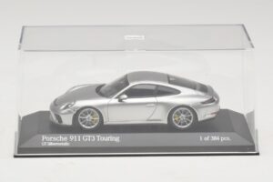 Porsche 911 991.2 GT3 Touring Sølv Minichamps 1:43 410067422 Metal — billede 4 af 5