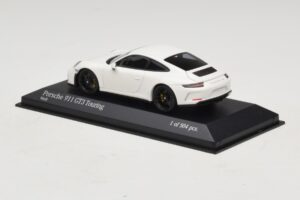 Porsche 911 991.2 GT3 Touring Hvid Minichamps 1:43 410067420 Metal — billede 3 af 5
