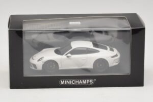 Porsche 911 991.2 GT3 Touring Hvid Minichamps 1:43 410067420 Metal — billede 5 af 5