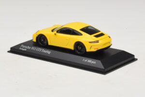 Porsche 911 991.2 GT3 Touring Gul Minichamps 1:43 410067421 Metal — billede 3 af 5