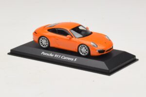 Porsche 911 991 Carrera S Orange Maxichamps 1:43 940060221 Metal — billede 3 af 5