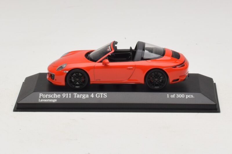 Porsche 911 991 Targa 4 GTS Orange Minichamps 1:43 410067341 Metal