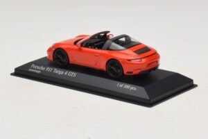 Porsche 911 991 Targa 4 GTS Orange Minichamps 1:43 410067341 Metal — billede 3 af 5