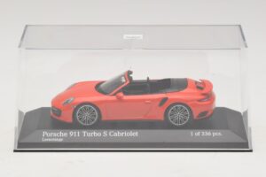 Porsche 911 991 Turbo S Cabriolet Orange Minichamps 1:43 410067181 Metal — billede 4 af 5