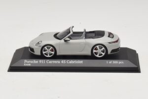 Porsche 911 992 Carrera 4S Cabriolet Grå Minichamps 1:43 410069331 Metal