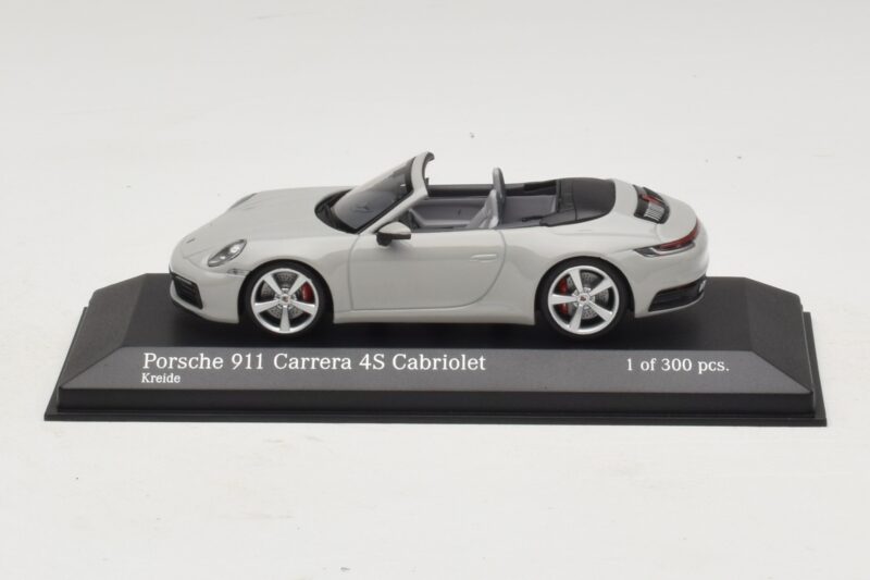 Porsche 911 992 Carrera 4S Cabriolet Grå Minichamps 1:43 410069331 Metal