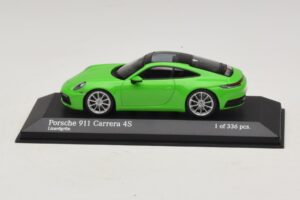 Porsche 911 992 Carrera 4S Grøn Minichamps 1:43 410069322 Metal