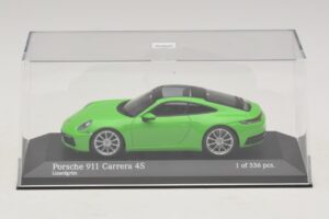 Porsche 911 992 Carrera 4S Grøn Minichamps 1:43 410069322 Metal — billede 4 af 5