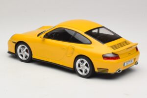 Porsche 911 996 Turbo Gul KK-Scale 1:18 KKDC181473 Metal — billede 5 af 6