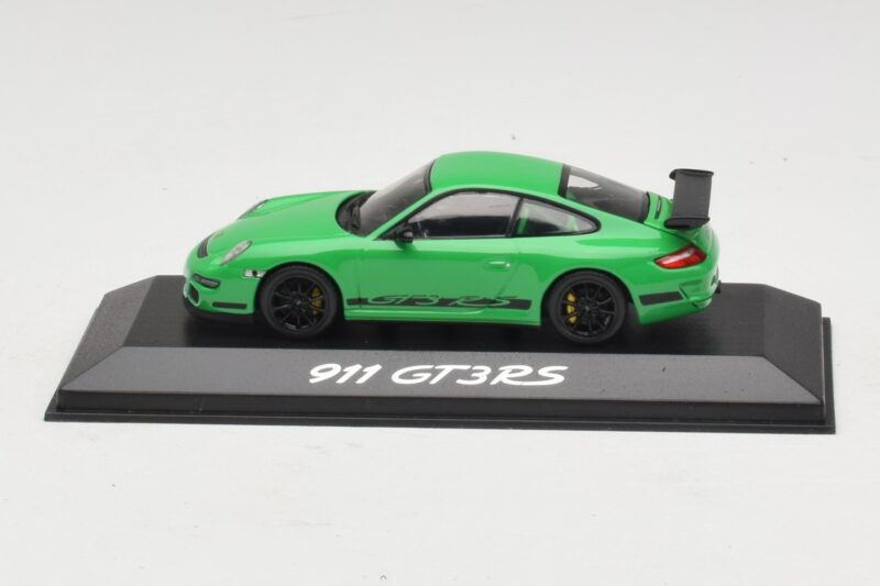Porsche 911 997 GT3 RS Grøn Minichamps 1:43 Porsche 911 997 GT3 RS Grøn Minichamps 1:43 403066011 Metal