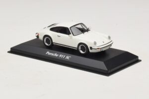 Porsche 911 SC Hvid Maxichamps 1:43 940062020 Metal — billede 3 af 5