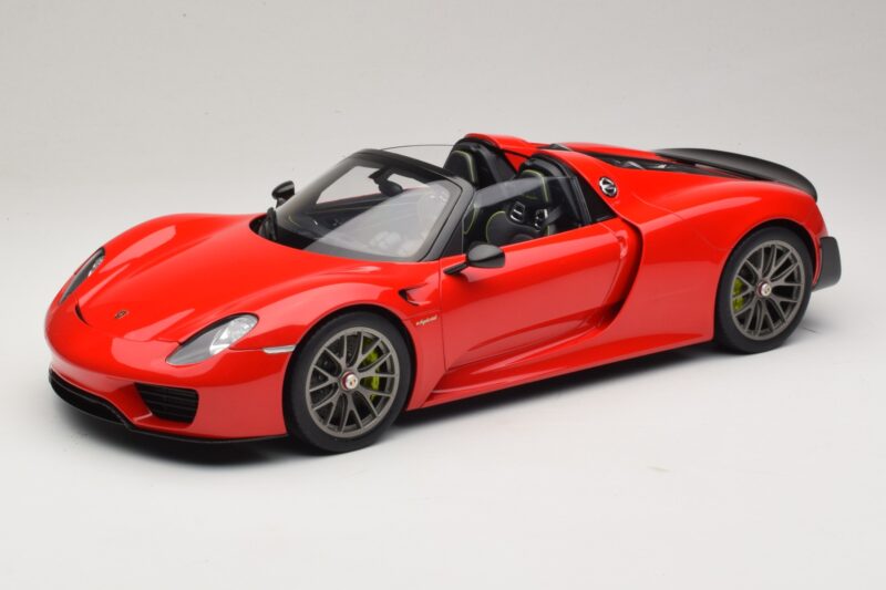 Porsche 918 Spyder Weissach Package Guards Red AUTOart 1:12 12122 Metal