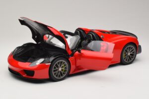 Porsche 918 Spyder Weissach Package Guards Red AUTOart 1:12 12122 Metal — billede 2 af 8