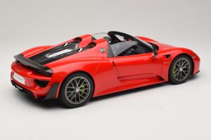 Porsche 918 Spyder Weissach Package Guards Red AUTOart 1:12 12122 Metal — billede 3 af 8