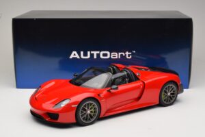 Porsche 918 Spyder Weissach Package Guards Red AUTOart 1:12 12122 Metal — billede 8 af 8