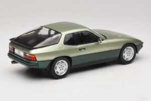 Porsche 924 Turbo Lysegrøn & Mørkegrøn MCG 1:18 MCG18660 Metal — billede 2 af 6