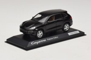 Porsche Cayenne 9PA Platin Edition Sort Minichamps 1:43 WAP0200160E Metal — billede 2 af 5