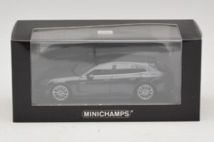 Porsche Panamera 971 4 E-Hybrid Sport Turismo Grå Minichamps 1:43 410066112 Metal — billede 5 af 5