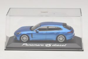 Porsche Panamera 971 4S Diesel Blå Metallic Minichamps 1:43 WAP0207600H Metal — billede 4 af 5