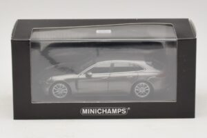 Porsche Panamera 971 Sport Turismo 4S Grå Minichamps 1:43 410066111 Metal — billede 5 af 5