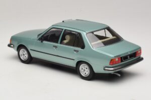 Renault 18 Lysegrøn MCG 1:18 MCG18596 Metal — billede 5 af 6
