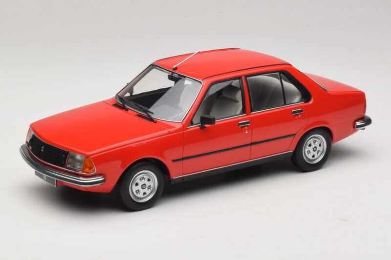 Renault 18 Rød MCG 1:18 MCG18595 Metal