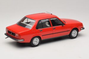Renault 18 Rød MCG 1:18 MCG18595 Metal — billede 2 af 6