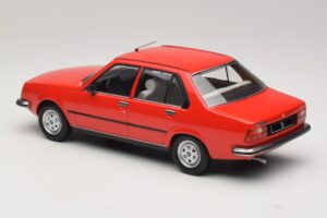 Renault 18 Rød MCG 1:18 MCG18595 Metal — billede 5 af 6