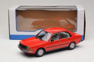 Renault 18 Rød MCG 1:18 MCG18595 Metal — billede 6 af 6