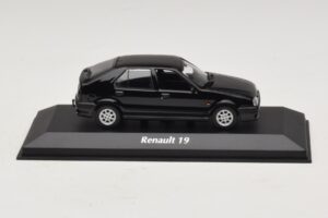 Renault 19 Sort Maxichamps 1:43 Renault 19 Sort Maxichamps 1:43 940113701 Metal