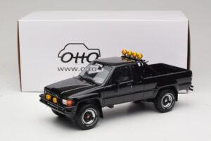 Toyota Hilux N60 SR5 Back to the Future II Blank Sort Otto 1:18 OT481 Resin — billede 6 af 6