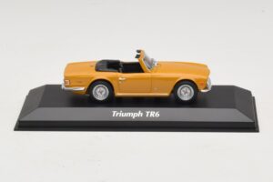 Triumph TR6 Orange Maxichamps 1:43 940132571 Metal