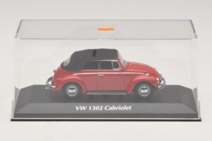 Volkswagen 1302 Cabriolet Rød Maxichamps 1:43 940055031 Metal — billede 4 af 5